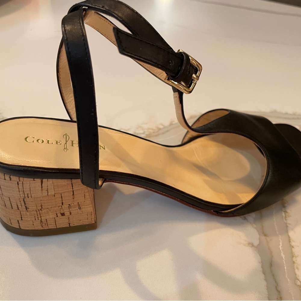 Cole Haan LUCI Leather Block Heel, Ankle Strap, Size 7.5. EXCELLENT CONDITION! - Picture 3 of 7